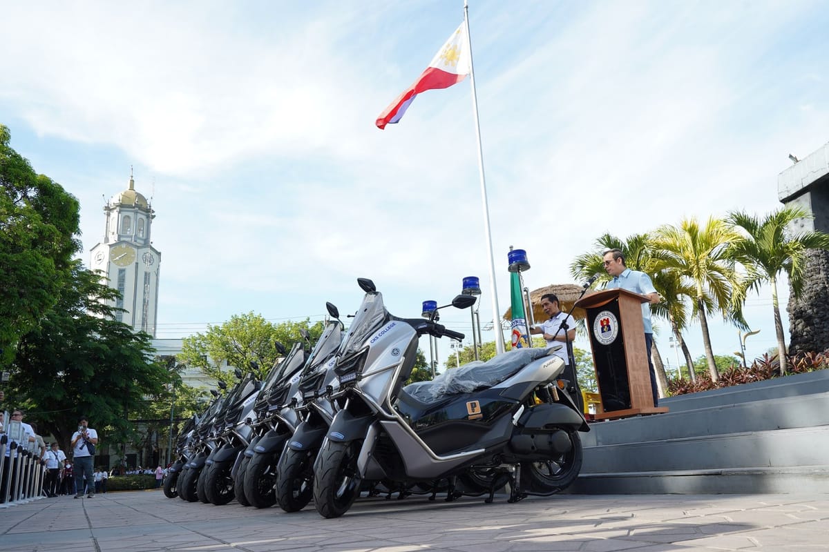Isko Moreno welcomes 20 motorcycle donations from Chiang Kai Shek College to strengthen Manila Police District motor pool