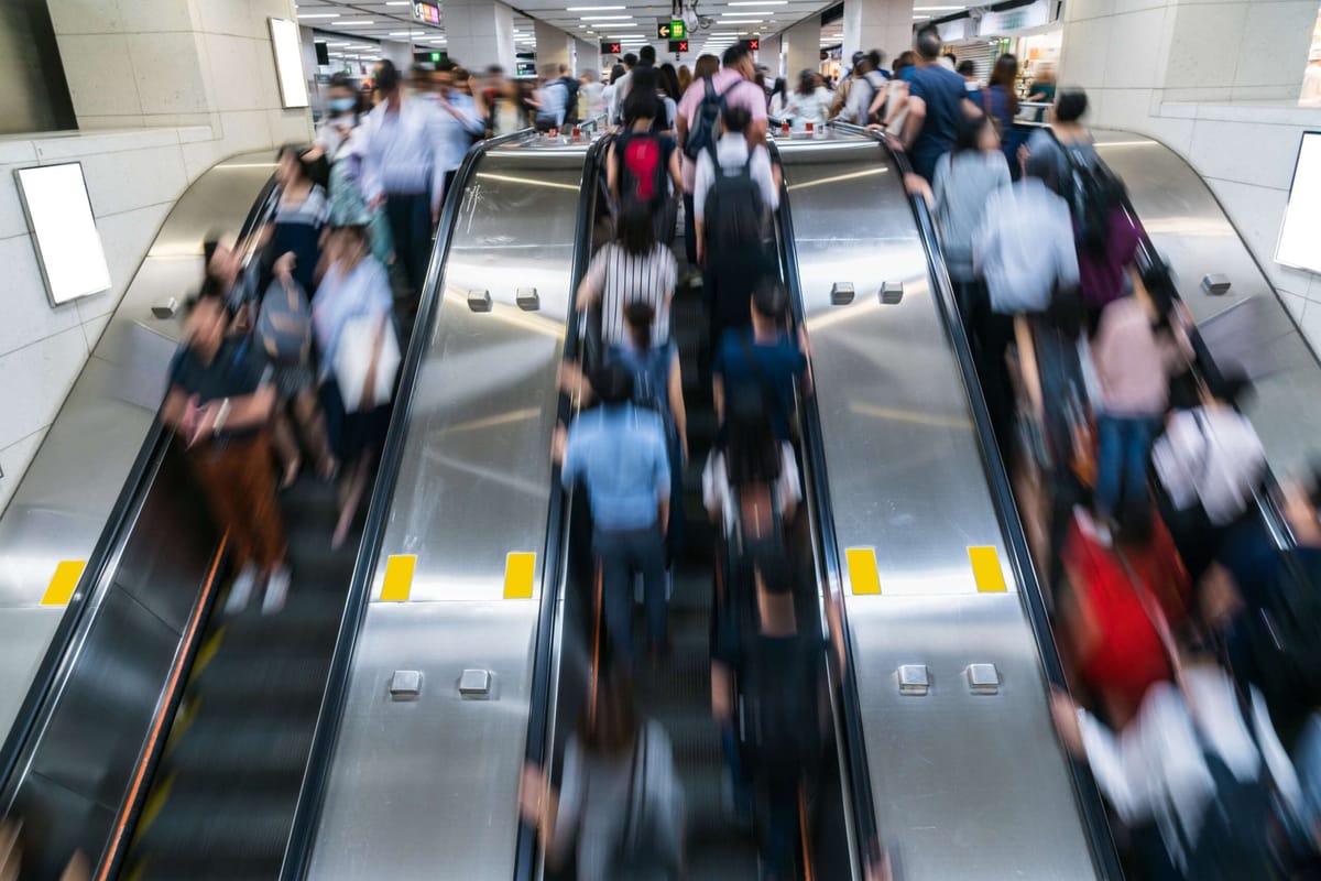 ‘Stand on the right, walk on the left’: Why this ‘escalator etiquette’ is wrong