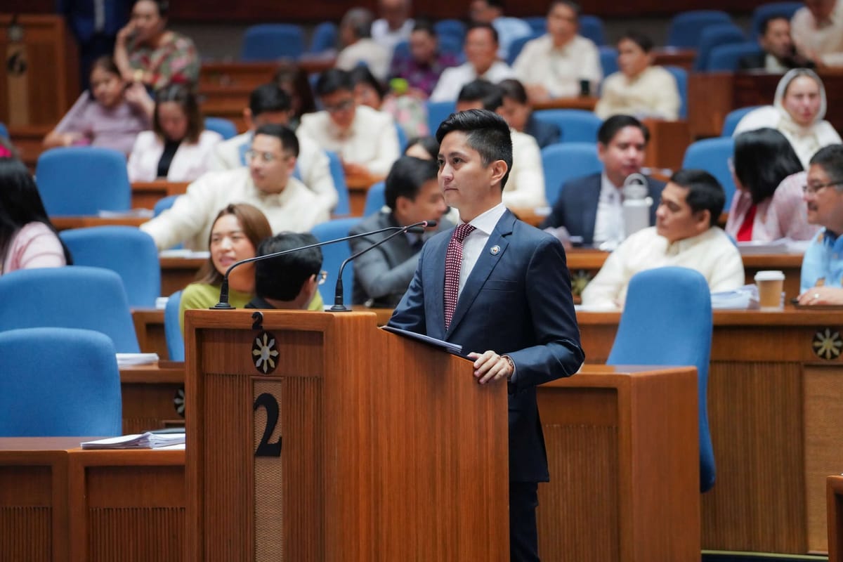 Sandro Marcos files bill abolishing travel tax