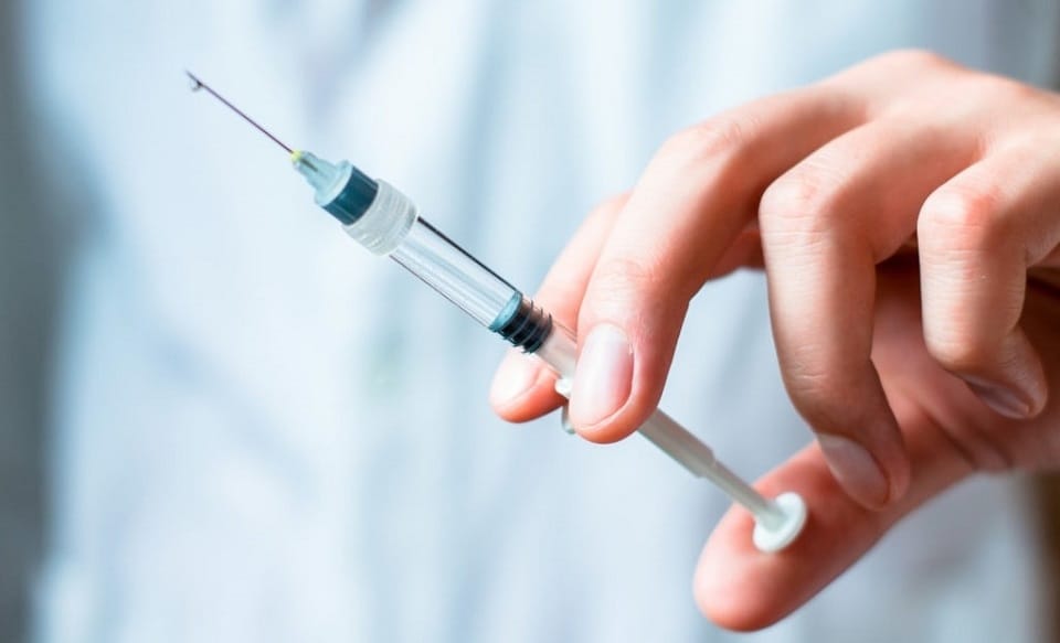 Brazil suspends dengue vaccine following two deaths