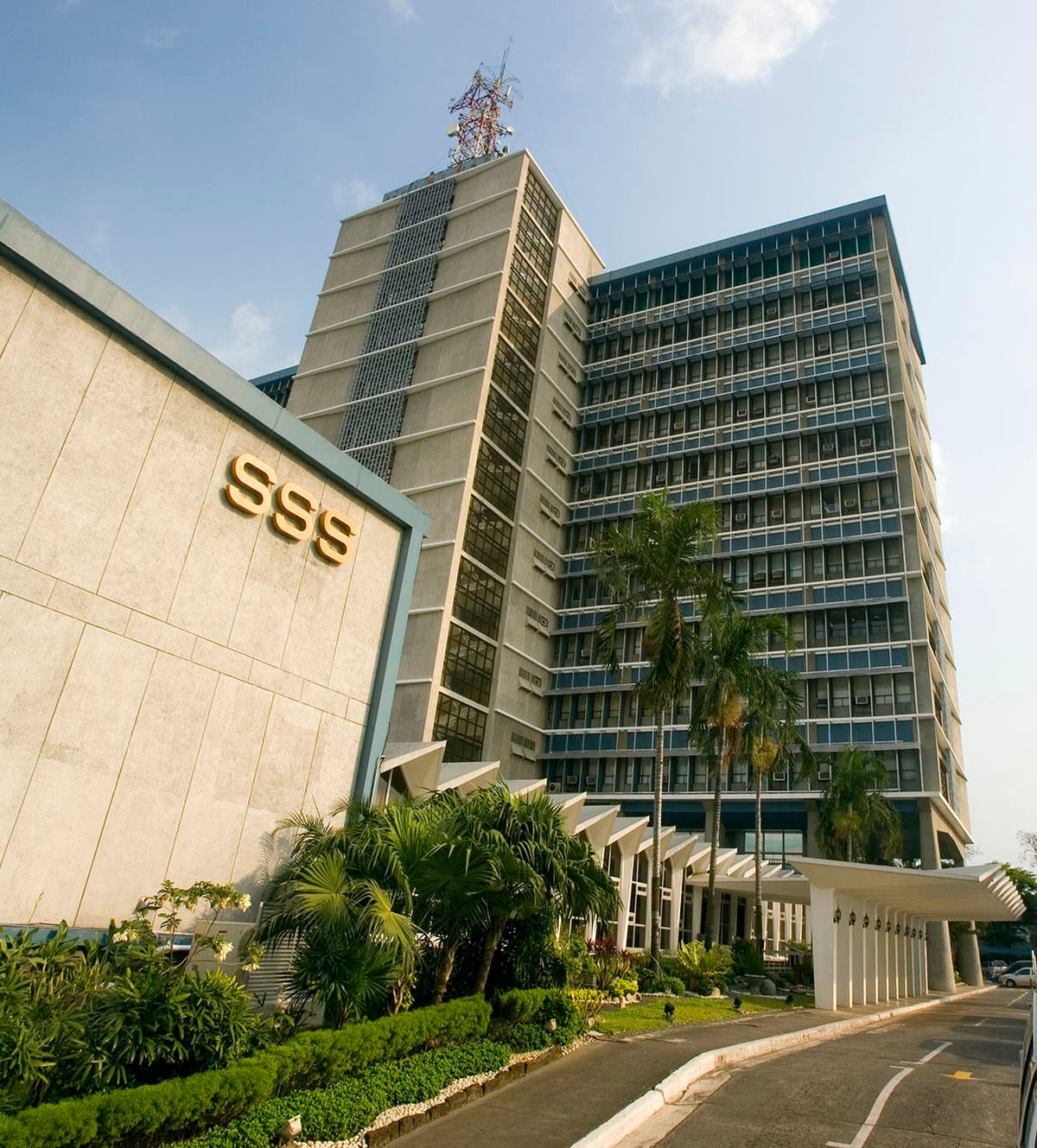 SSS to offer up to P400k loans for solar panel installations