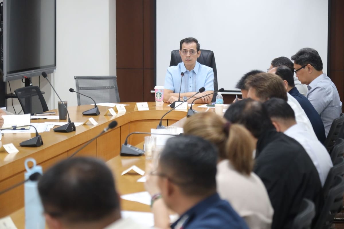 Isko Moreno orders all Manila public school graduations held inside campuses amid looming oil crisis
