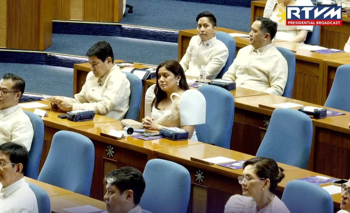 RTVM itinutok ang camera kay Sen. Camille Villar nang banatan ni PBBM ang mga palpak na water services