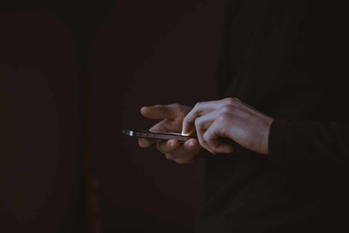 Australia politician admits texting ‘my job is boring’ during meeting