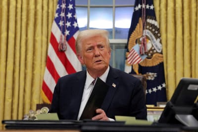 US Senate joins House in voting to halt Iran war, rebuking Trump