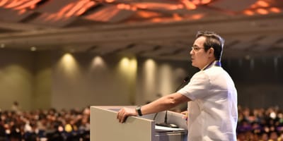 Isko Moreno to PLM graduates: ‘Hindi ko na kayo iiwan’