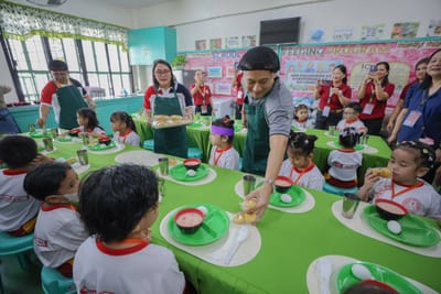 How DepEd’s expanded ₱25.7-billion feeding program will work in 2026