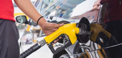 Over 400 gas stations close as oil price surge hits PH supply chain