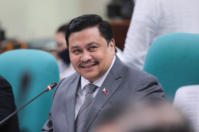Jinggoy Estrada to be slapped with plunder charges by Thursday, says Ombudsman