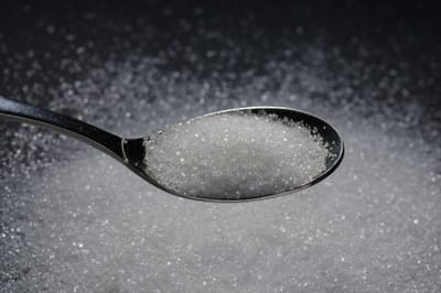 Is ‘sugar addiction’ real? Study reveals why sugar hits the brain differently than nicotine, other drugs